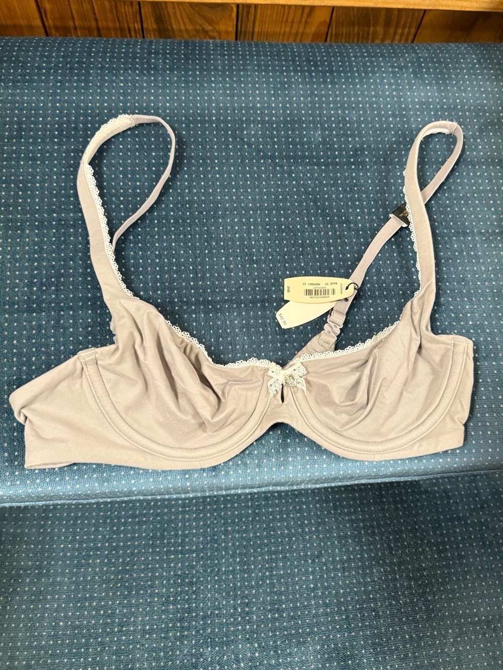 NWT VICTORIA'S SECRET BODY BY VICTORIA UNLINED DEMI size 34B Lt. Gray